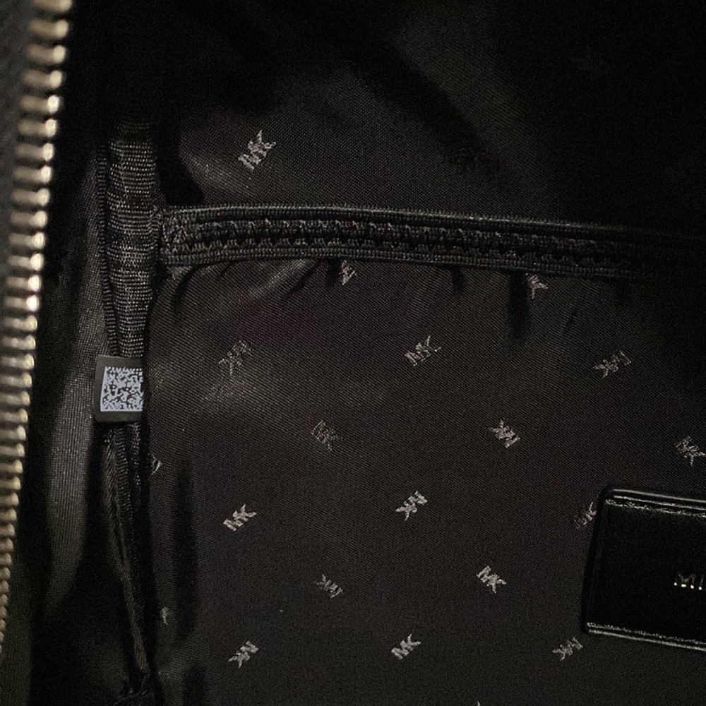 Men’s Michael Kors Store Cooper Large Backpack MK Monogram Dark Blue Color NWT - Picture 10 of 12